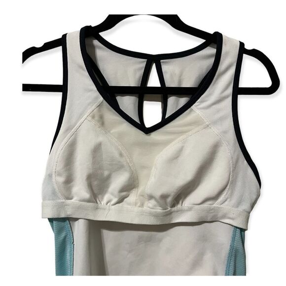 Nike tank L fit dry tank top white blue black built in bra EUC​ - Picture 7 of 7